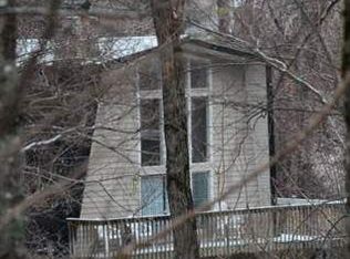 1464 S Baden Dr, Gatlinburg, TN 37738