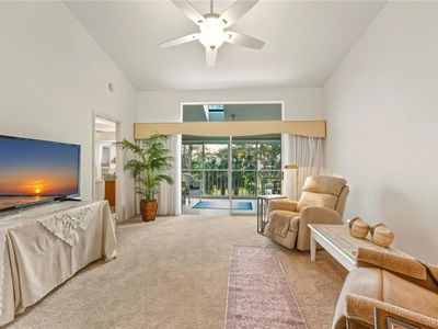 470 Country Hollow CT #I204, Naples, FL, 34104
