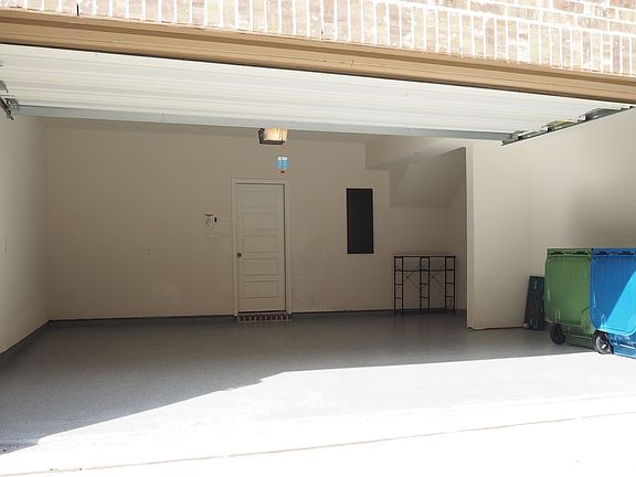 5th image of 2410 Eureka Way