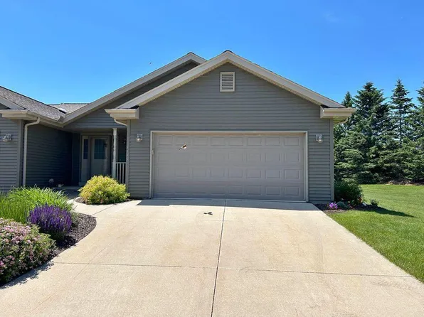 1195 Robins Nest LANE, New Holstein, WI 53061