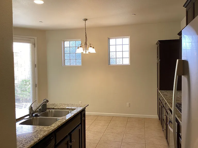 7009 N Harmony Dr — Photo 12