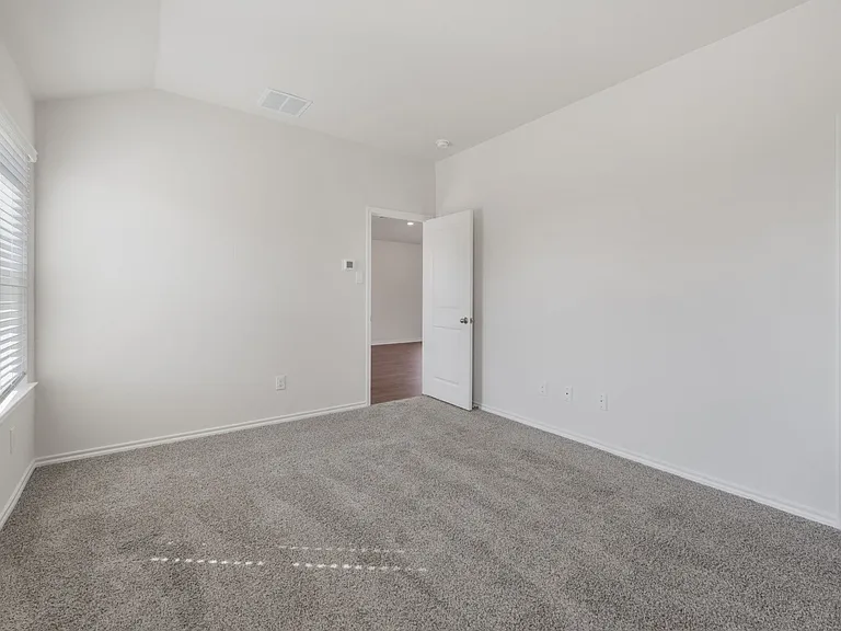 1715 Potomac Ln — Photo 14