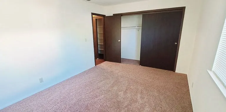 Kimberly Club Apartments — Photo 155