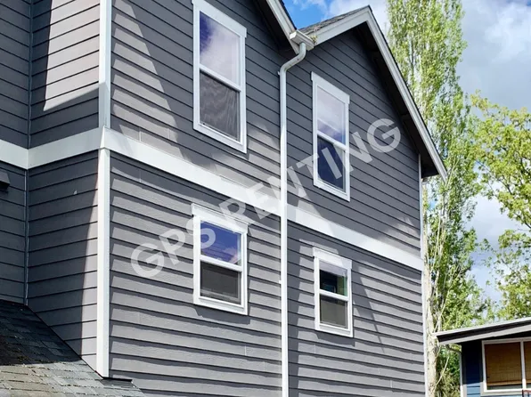 14025 35th Ave NE, Seattle, WA 98125
