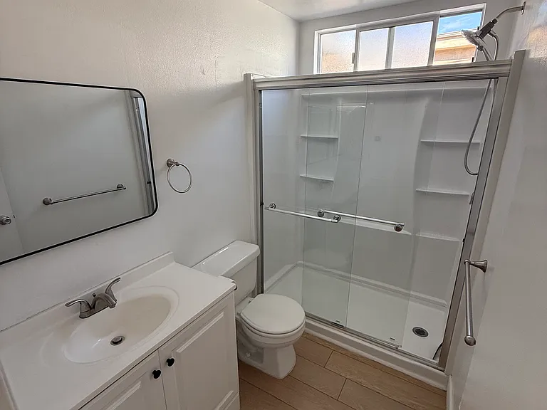 1218 McClellan Dr #108 — Photo 3