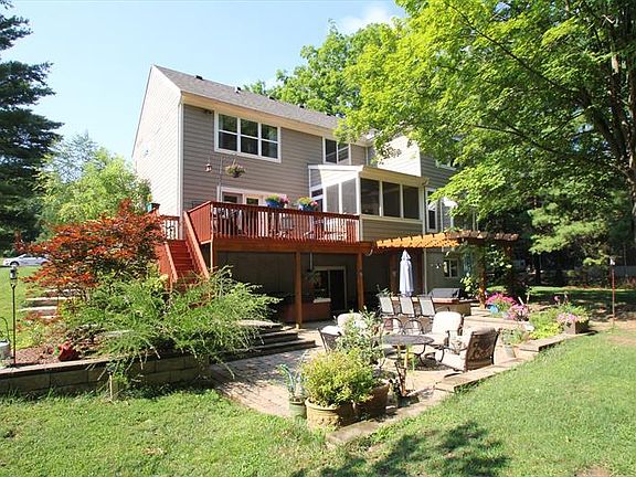3rd image of 8200 Margaret Ln