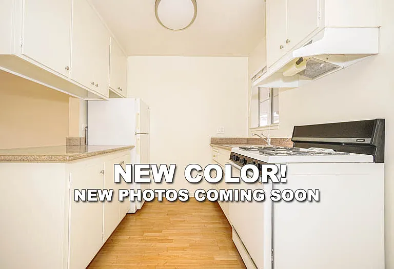 2700 Del Medio Court — Photo 9
