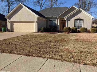 695 Lake Tree Ln, Sherwood, AR 72120