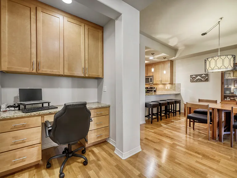 Built in Desk