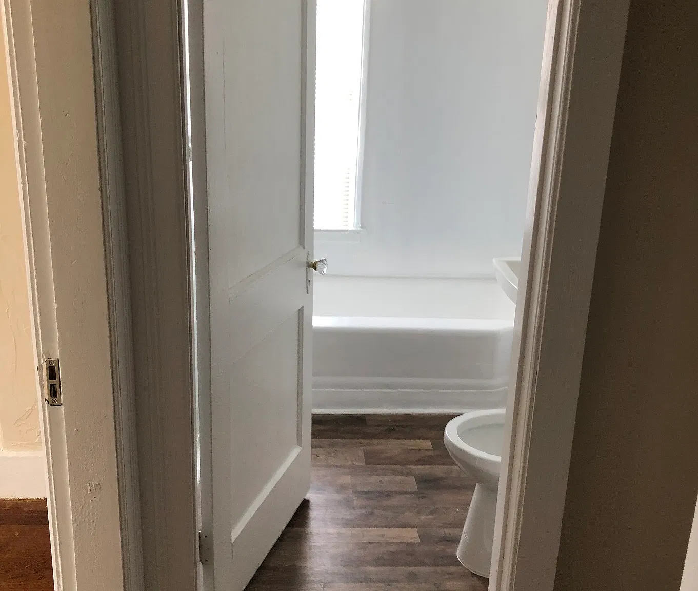 3 bed, 1200 sqft, $2,000 — Photo 4
