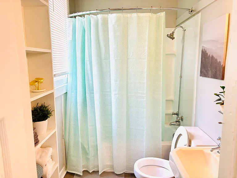 1319 Harbert Ave #3 — Photo 10