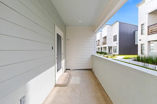 210 Spoonbill Dr Photo 1