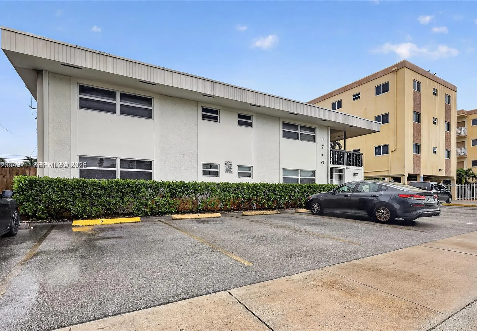 1 bed, 1.0 bath, 650 sqft, $1,850 — Photo 1