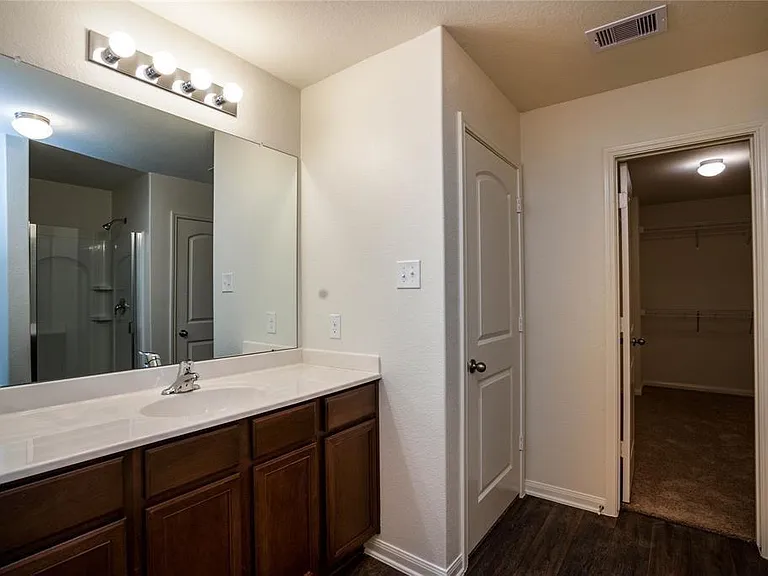 208 Autumn Berry Ln — Photo 21