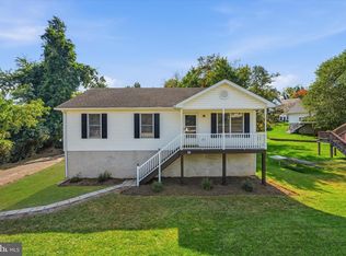 88 John E Mann St, Warrenton, VA 20186
