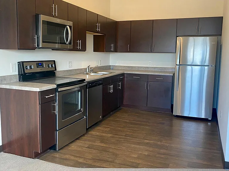 1500 W North Ave — Photo 1