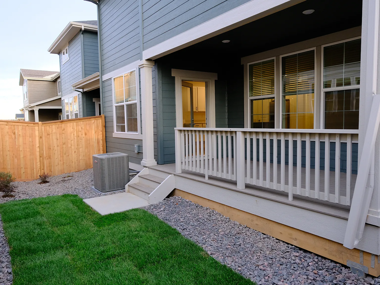 3 bed, 2161 sqft, $2,980 — Photo 2