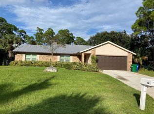 602 Strait Ave, Sebastian, FL 32958