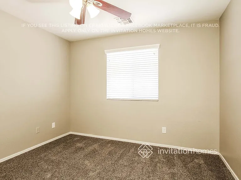 186 N 224th Ln — Photo 11