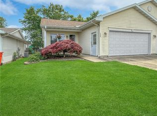 1909 Evergreen Ct, Mattoon, IL 61938