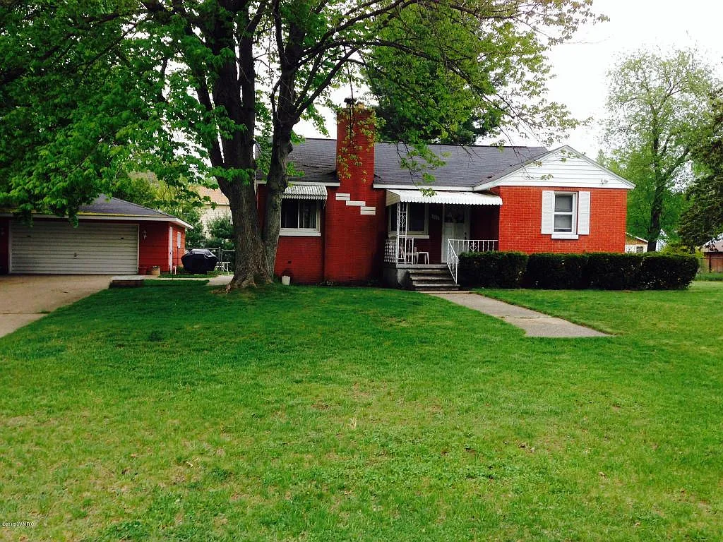 660 August Rd photo 1