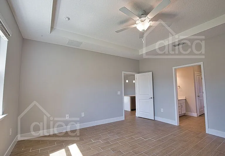 1610 Rada Ln — Photo 22