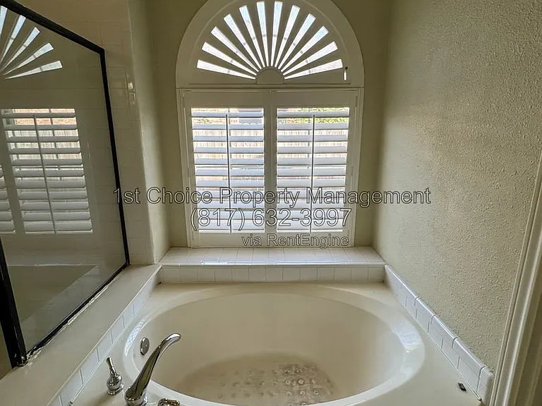 3006 Upland Dr — Photo 17