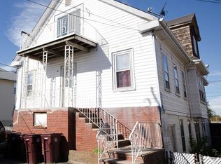 28 Bay Rd APT 2, Revere, MA 02151