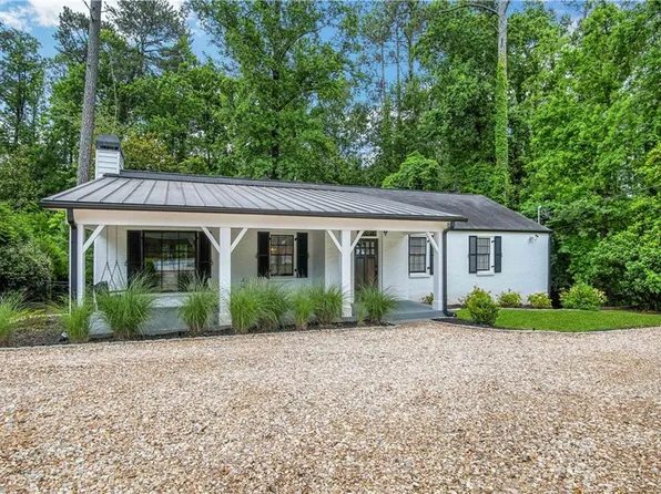 301 Windsor Pkwy NE, Sandy Springs, GA 30342