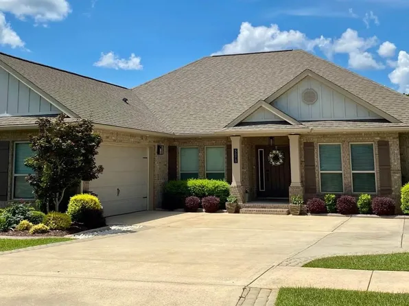 5875 Huntington Creek Blvd, Pensacola, FL 32526