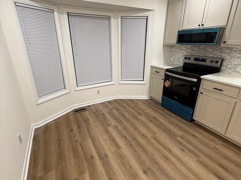 3453 Hastings Dr — Photo 8