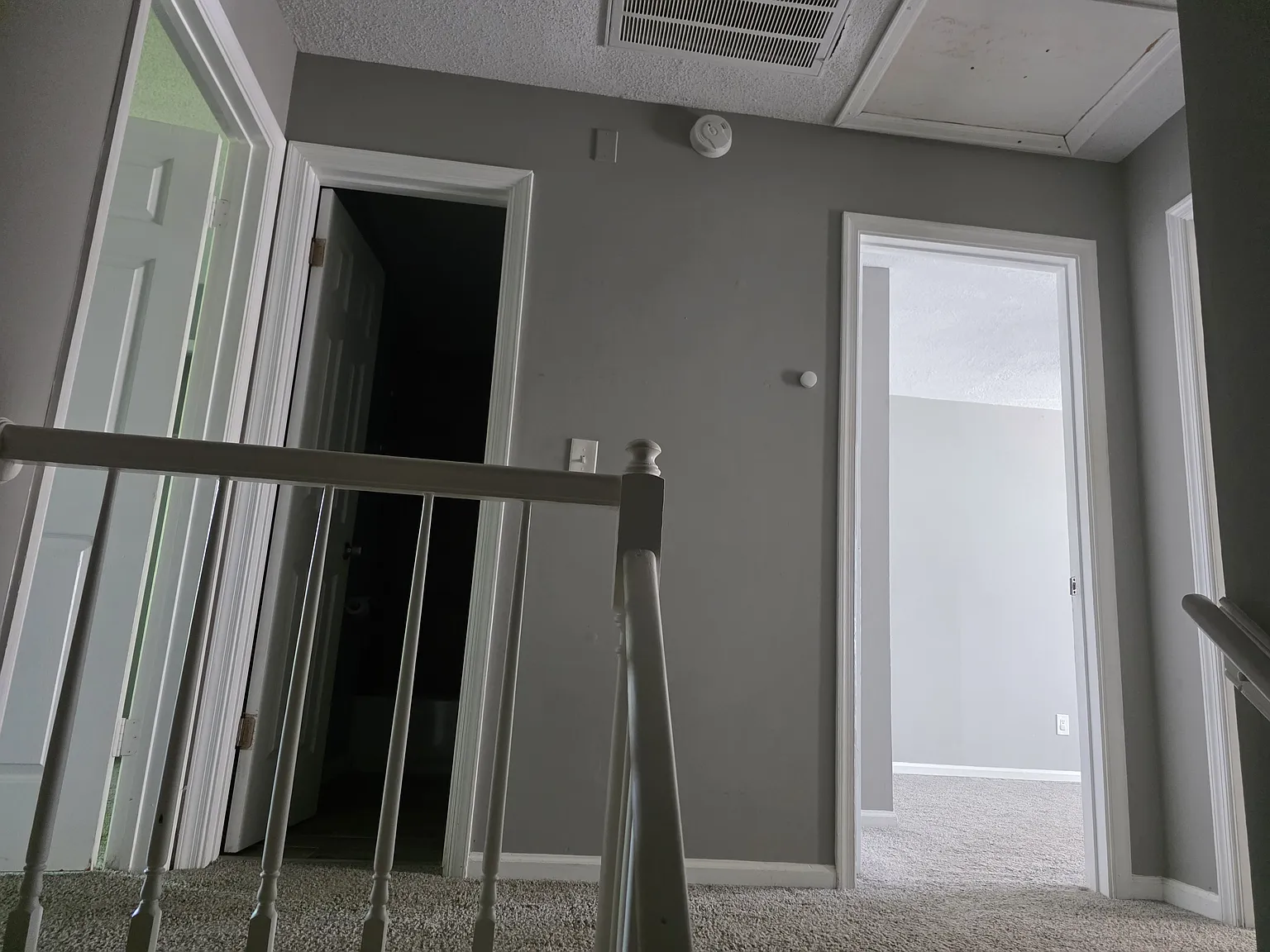 3 bed, 1408 sqft, $2,500 — Photo 2
