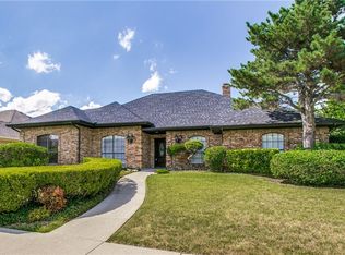 1517 Glastonbury Dr, Plano, TX 75075