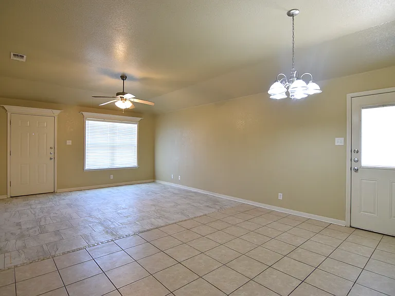 1400 Cavalry Ln, Killeen — Photo 5