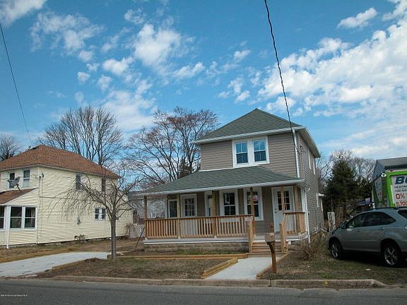 2nd image of 1309 Whittier Ave
