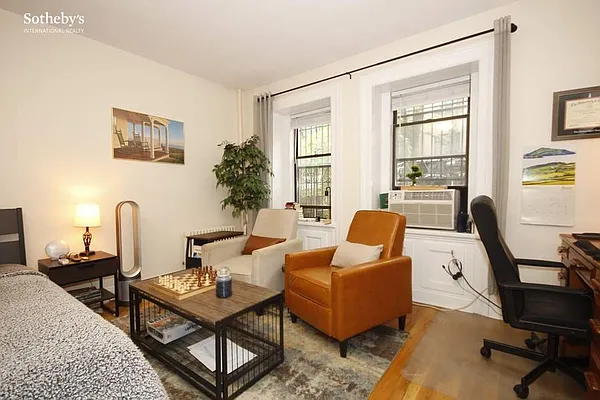 Rented by Sotheby's International Realty | media 4