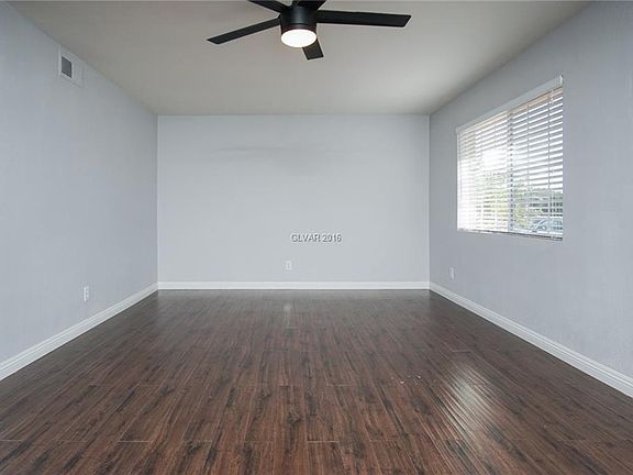 5th image of 3050 McLeod Dr