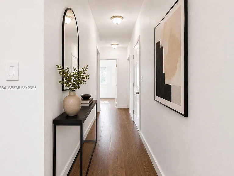 1045 NW 115th St — Photo 3