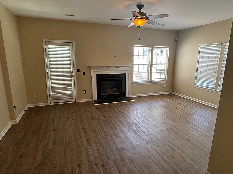21 Spring Crossing Cir — Photo 10
