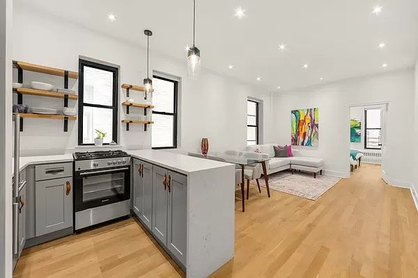1st image of 203 W 87th St APT 27