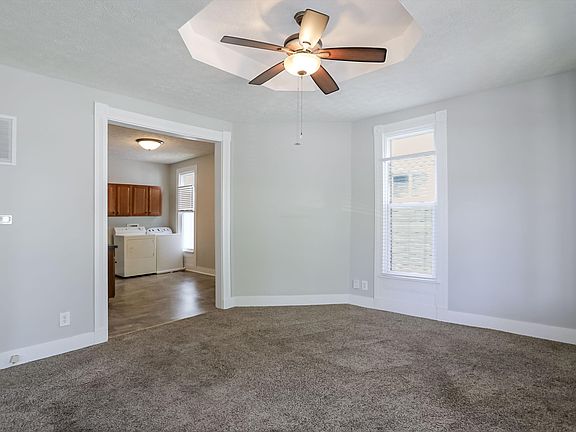 5th image of 303 W Jefferson St