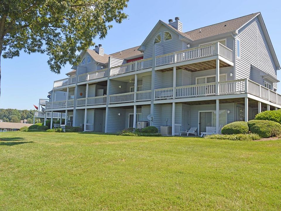 1st image of 262 Blarney Stone Ct #J2