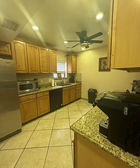 3465 S Washington Ave — Photo 10