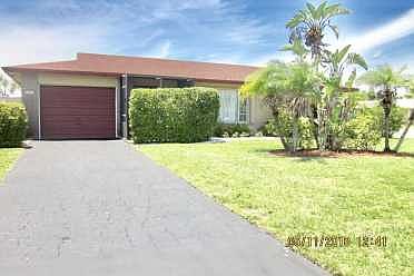 Home For Sale In Westwood