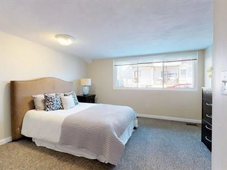 137 Glenville Ave #2 — Photo 13