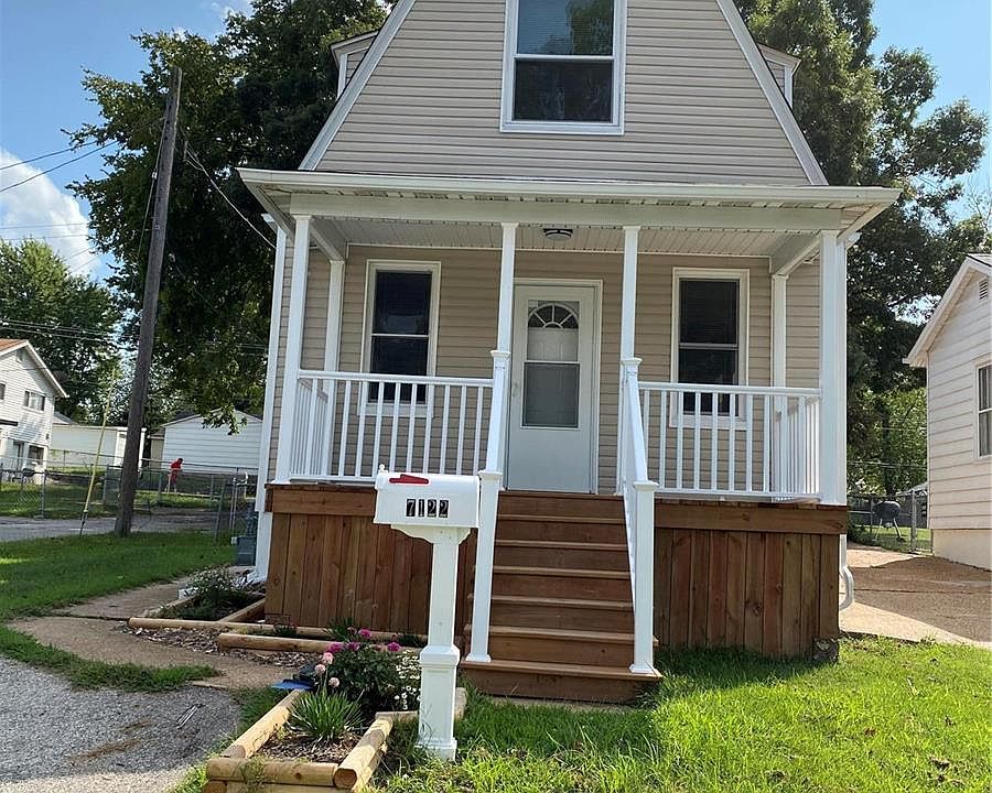 1st image of 7122 Tholozan Ave