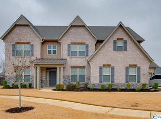 10 Brown Tulip Dr SW, Huntsville, AL 35824