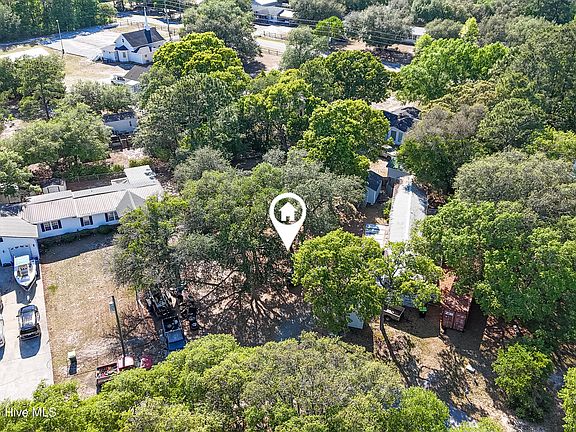 2nd image of 1830 Silent Grove Avenue SW