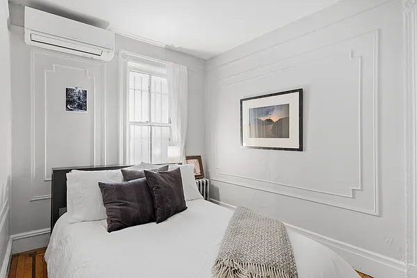 Sold by Corcoran | media 16