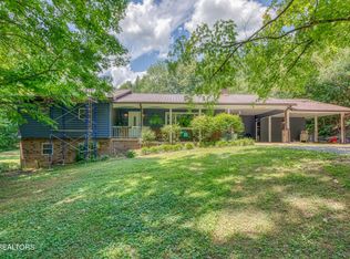 713 Pine Ridge Rd, Clinton, TN 37716